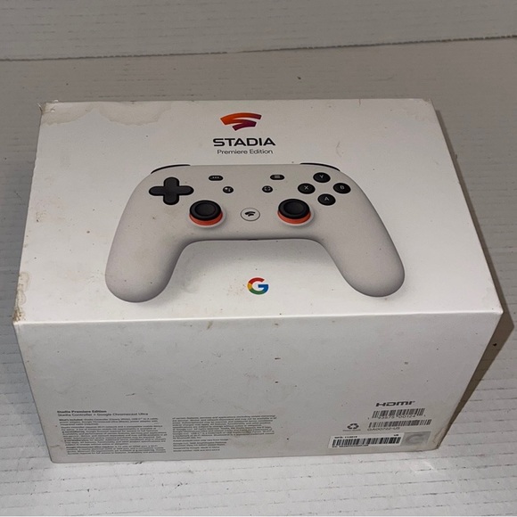 Google Stadia Premiere Edition Controller Chromecast Ultra Bundle | White - Picture 6 of 9